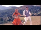 Chodo Mujhe Janedo - Sensuous Romantic Song - Govinda, Karishma Kapoor - Muqabla